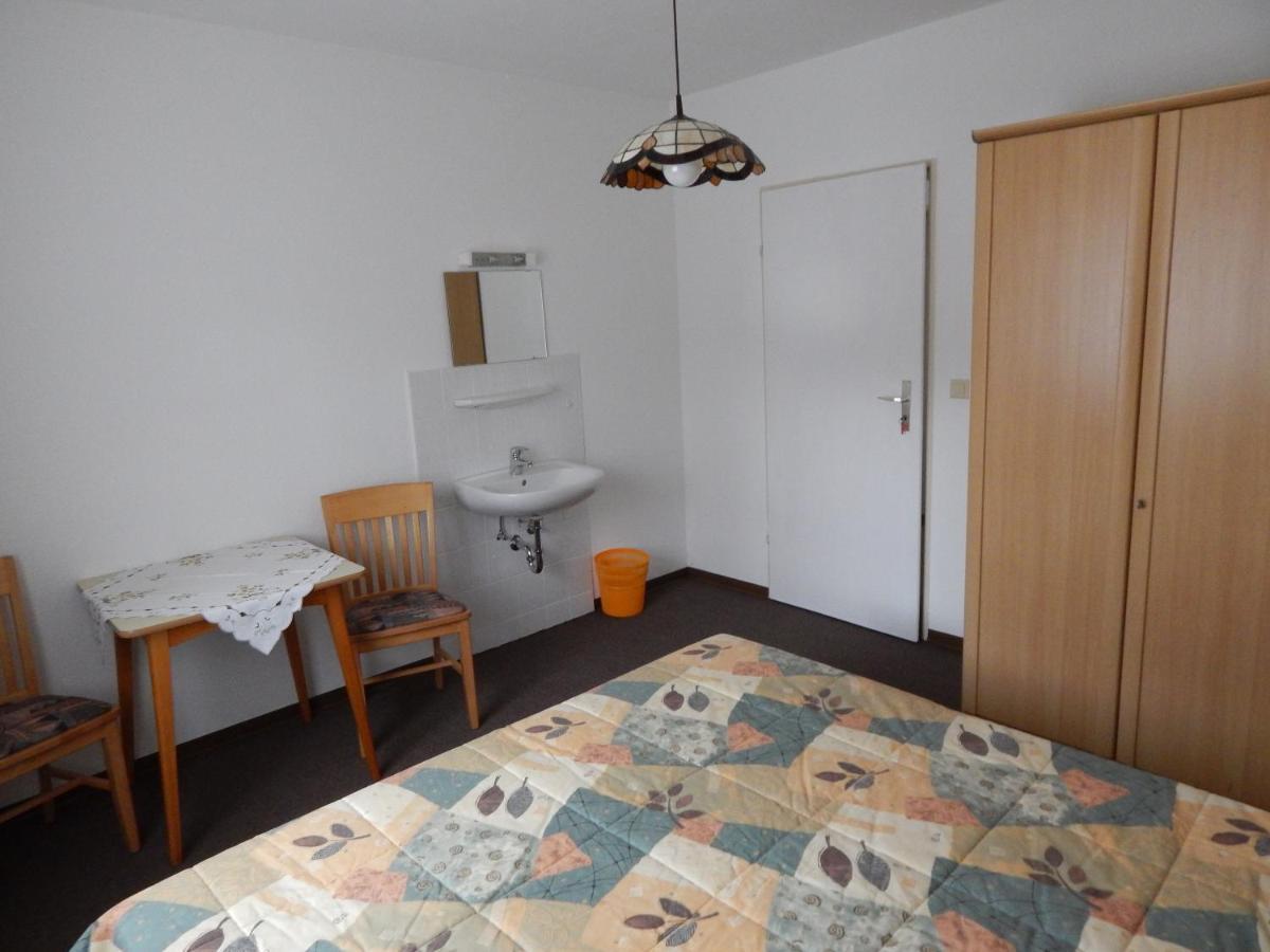 Pension und Fewo Hohe Rhön Gersfeld Exterior foto